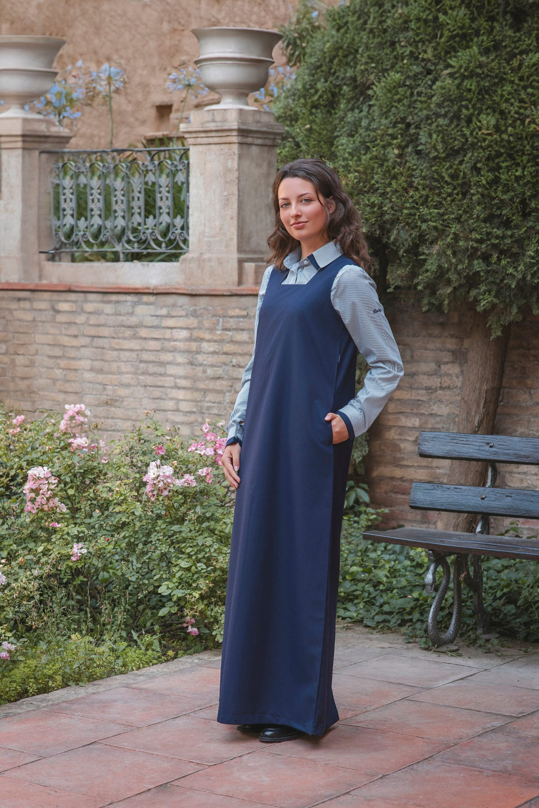 Navy Blue Uniform - Maxi WITH OUT SHIRT