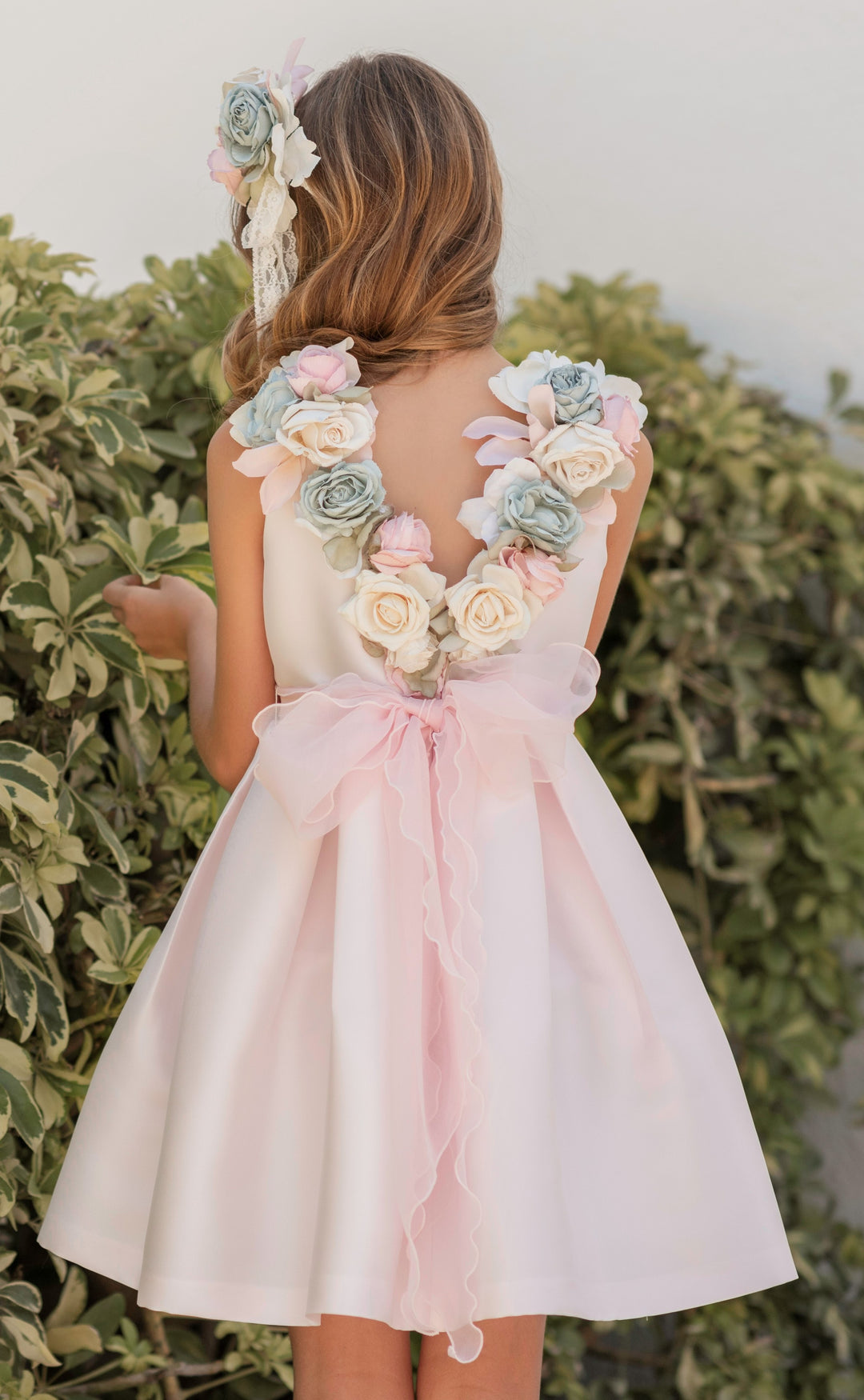 BEIGE DRESS