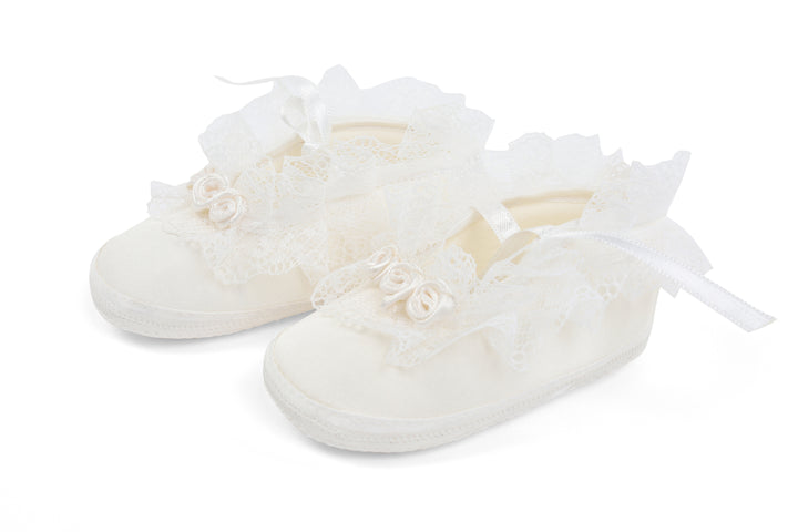 Beige baby shoes