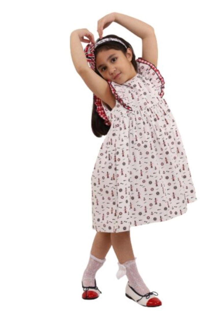 WHITE DRESS WITH OUT TAJ