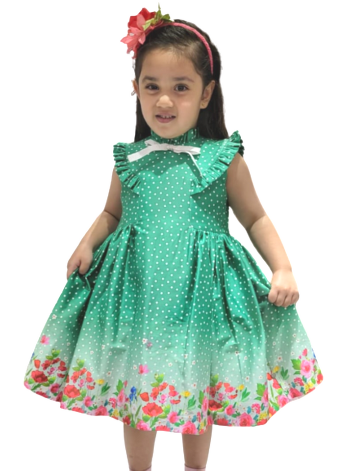 GREEN DRESS